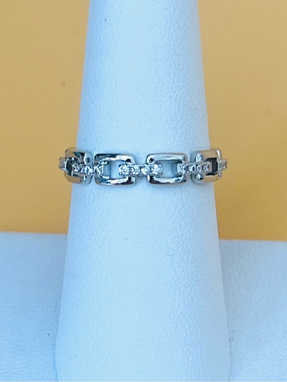 Paved stainless steel Chain Link Ring